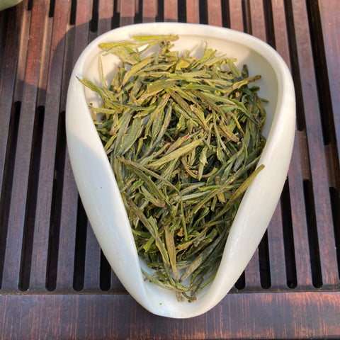 Golden Peak Lu Cha     (Green Tea 绿茶)